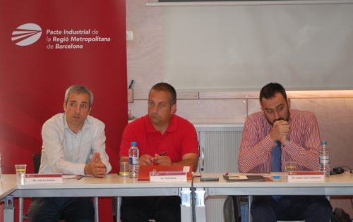 L-R: Carles Rivera, Managing Coordinator of the Pacte Industrial, Toni Mora, head of the Pacte Industrial Economic Activity Committee, and Angel Sanz-Carranza, lecturer at ESADE